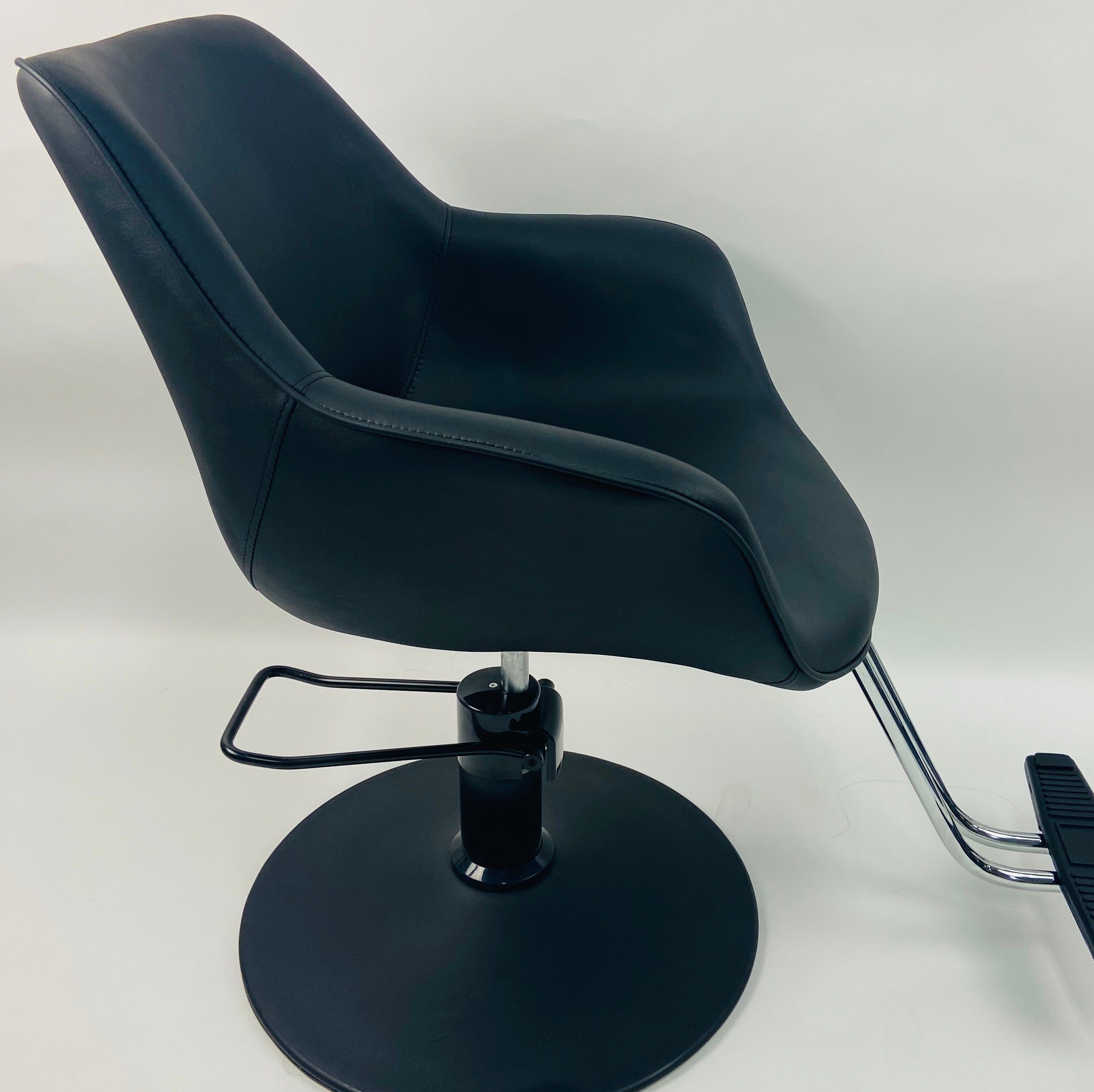 Natalie Cutting Chair With Footrest.